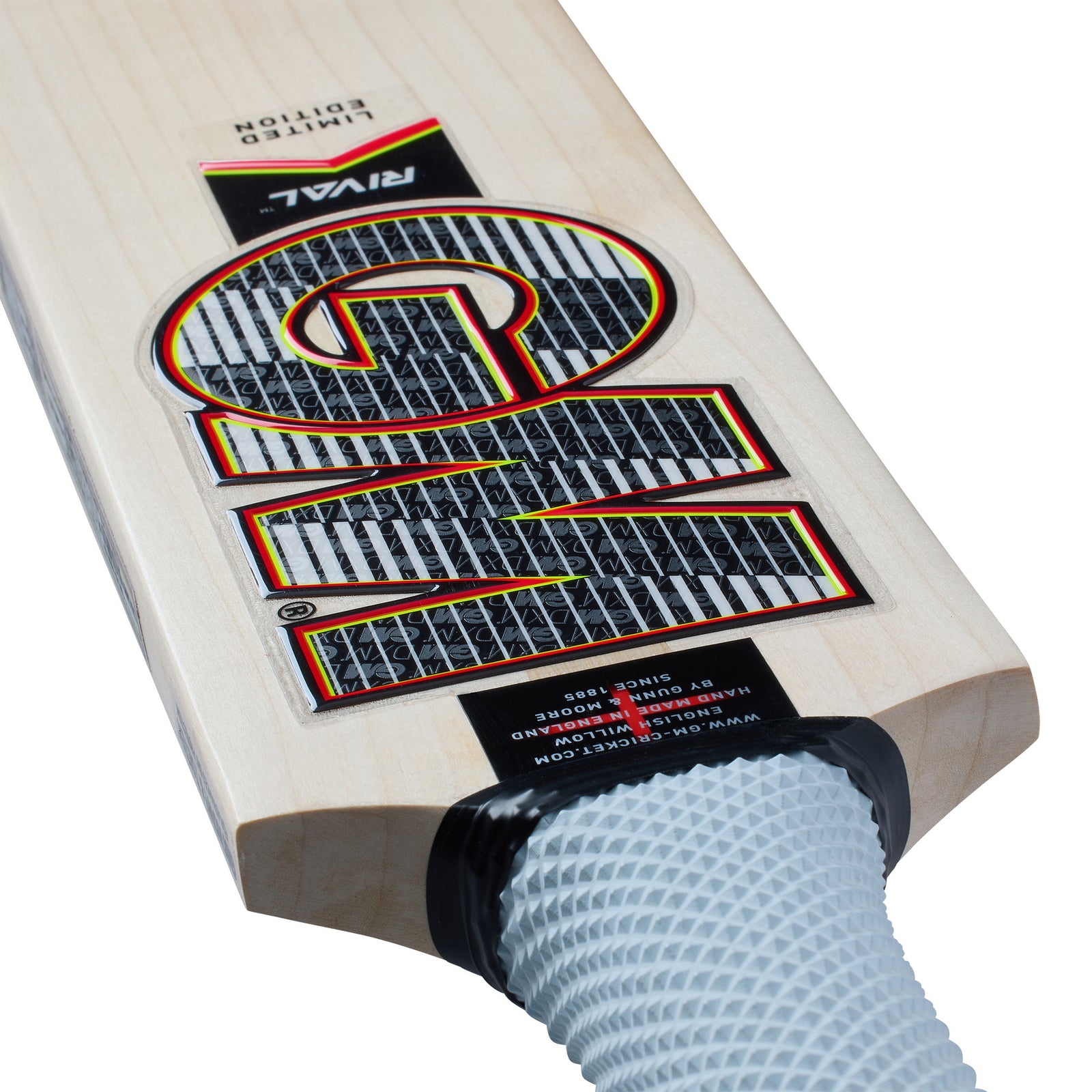GM Rival Limited Edition Cricket Bat