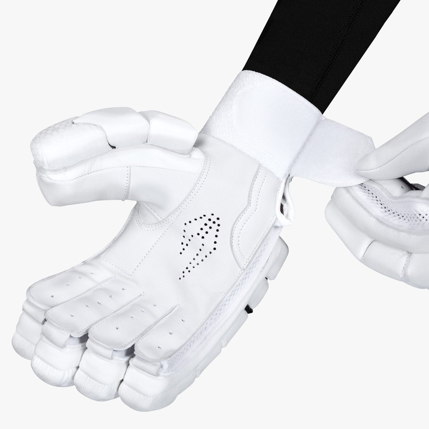 DSC Blak 11 Batting Gloves