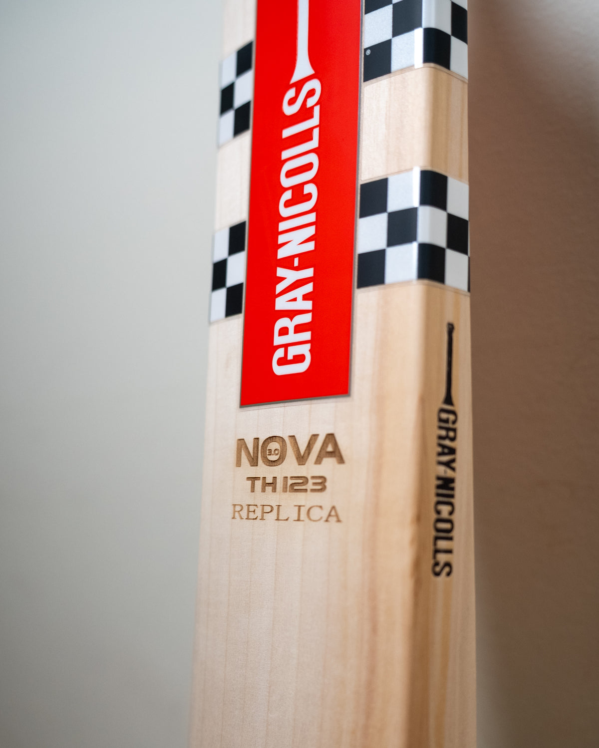 Gray-Nicolls Nova TH123 Cricket Bat
