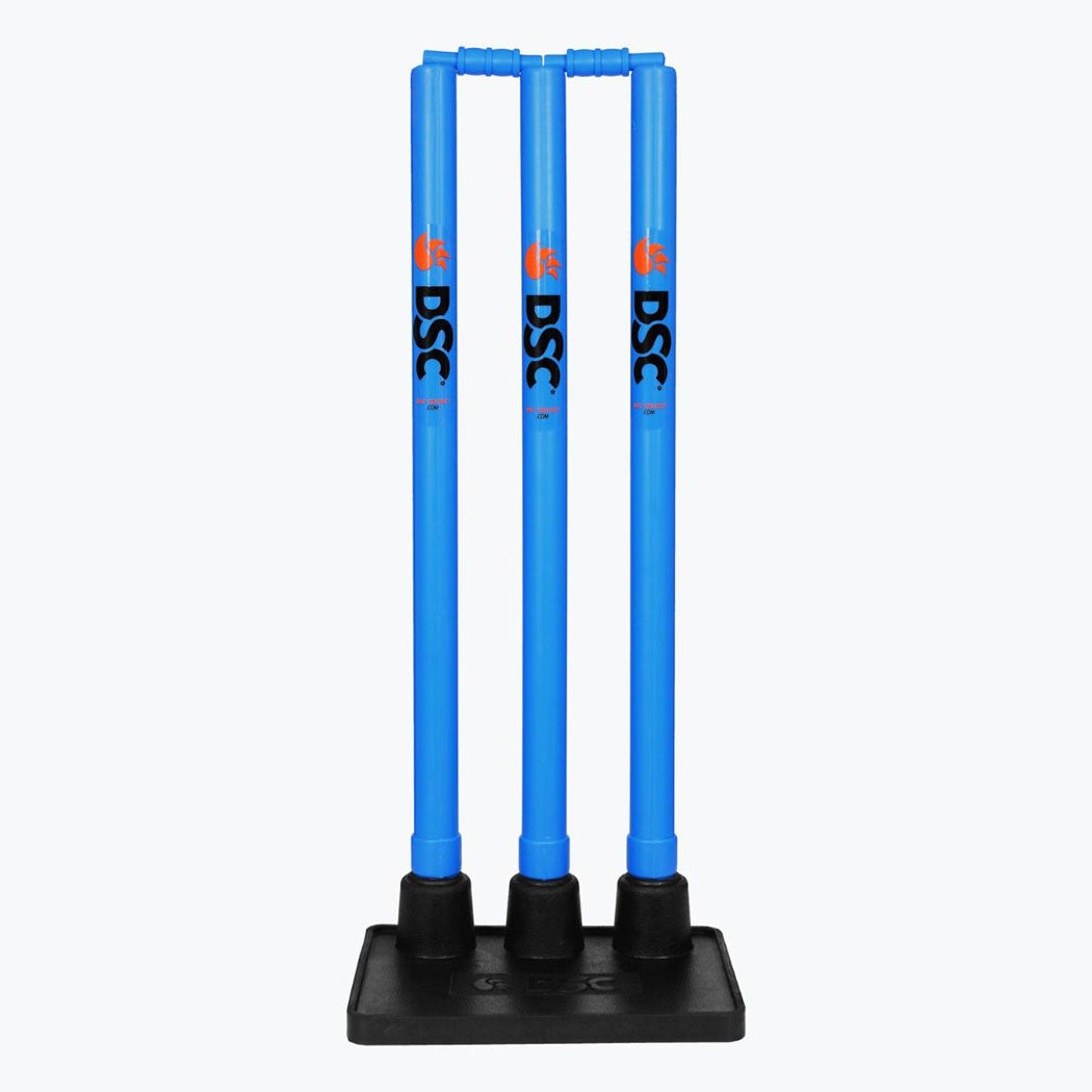 DSC Plastic Stump Set With Rubber Base - Kingsgrove Sports