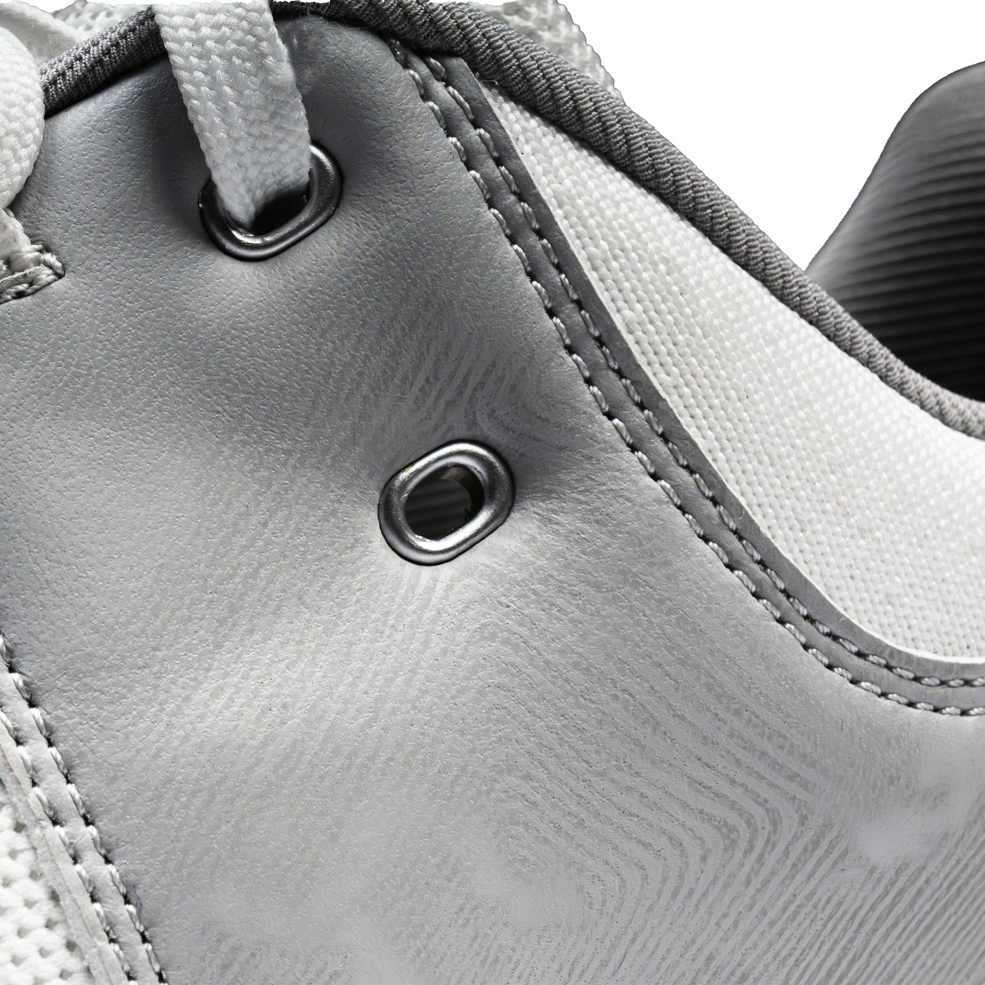 Idoneus VI1 Full Spike Cricket Shoes