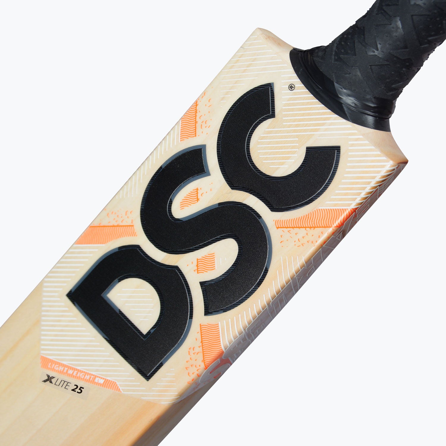 24/25 DSC XLite 25 Junior Cricket Bat - Kingsgrove Sports
